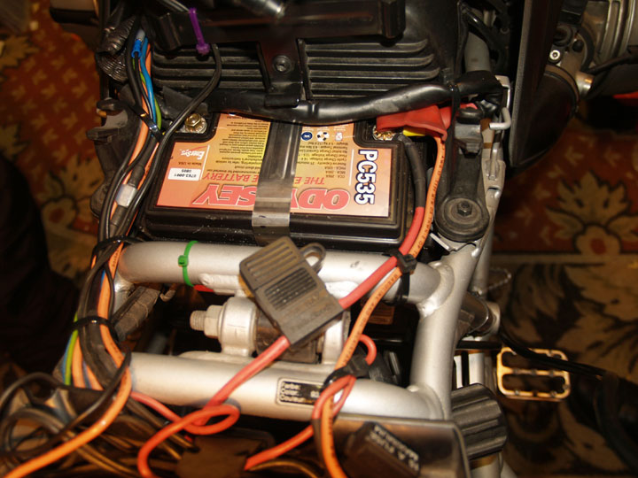 R1200_GS_Battery_Swap